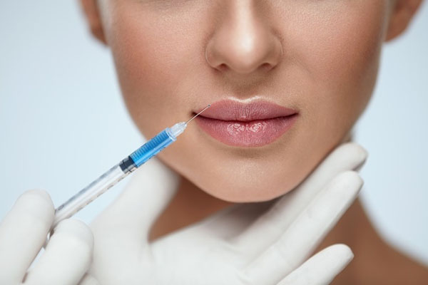 RELLENO DE LABIOS ACIDO HIALURONICO